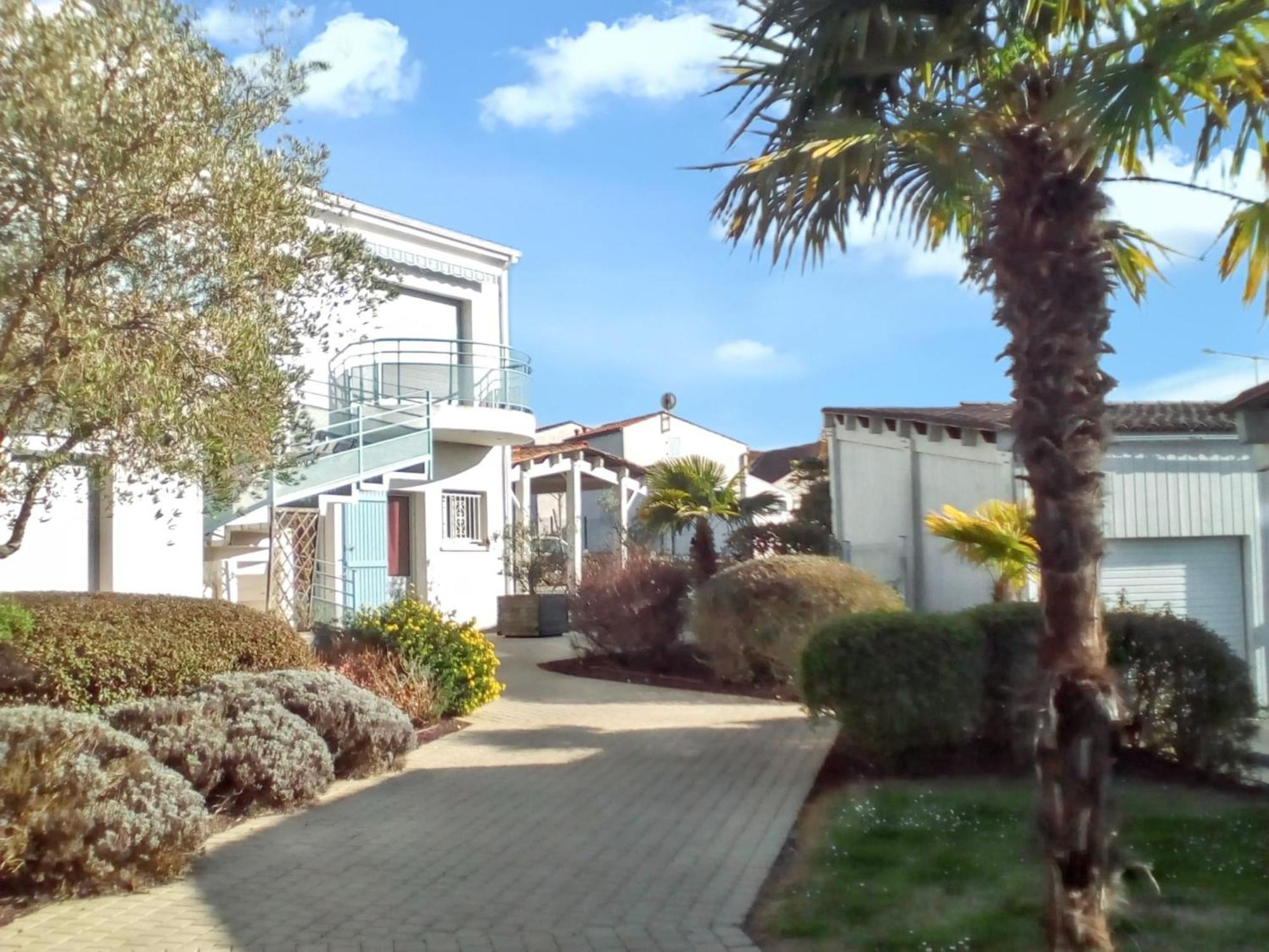 Ferienhaus Maison Charmante A Avec Piscine Partagee Vaux-sur-Mer